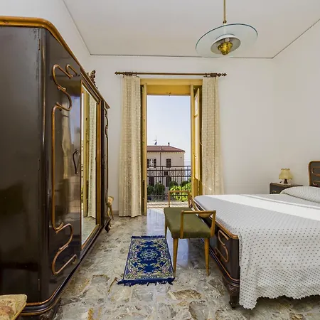 Casa Gioiosa - Tutto A Un Passo
