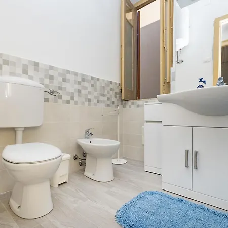 Casa Gioiosa - Tutto A Un Passo *
